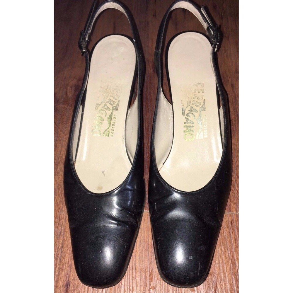 Vintage Salvartore Ferragamo Black Heels womens size 8.5 AAAA